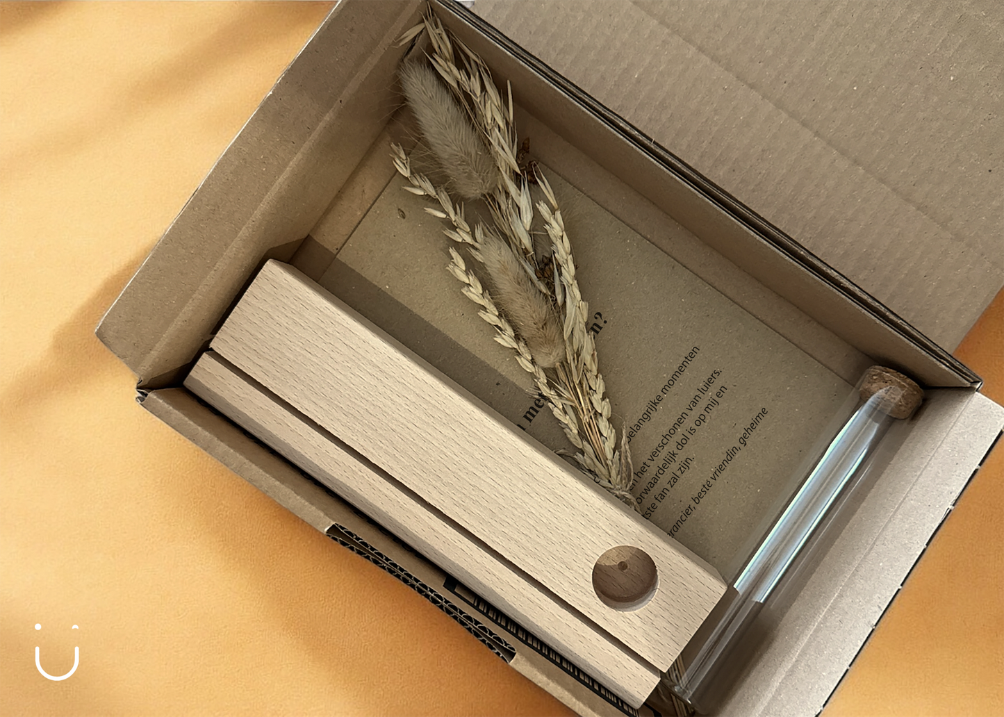 Kaarthouder met droogbloemen - Meter vragen - Deugeniet - Meter/peter cadeaus