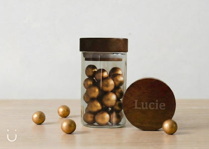 Glazen potje - gouden crispy balletjes - Doopsuiker