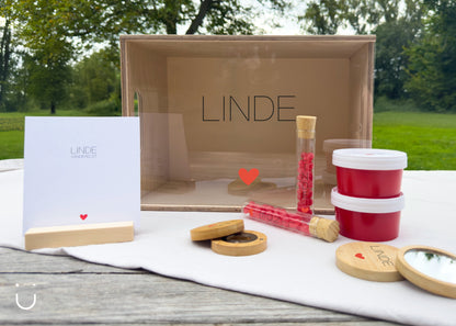 "L.O.V.E." set - Deugeniet - Geboortekaartjes en doopsuiker